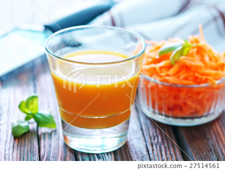 carrot juice carrot juice 27514561