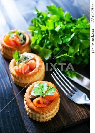 tartalets with fish tartalets with fish 27514760