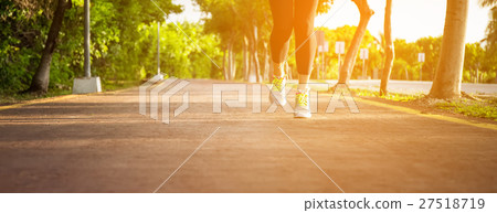 Fitness woman jogging Fitness woman jogging 27518719