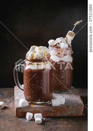 Hot chocolate with marshmallow Hot chocolate with marshmallow 27521860