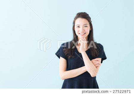 One piece woman (blue background) 27522971