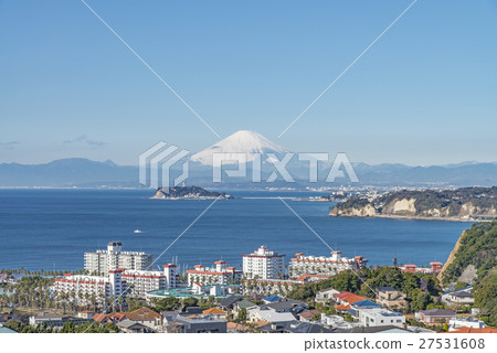 Kanagawa prefecture Zushi marina, Mt. Fuji and Enoshima 27531608