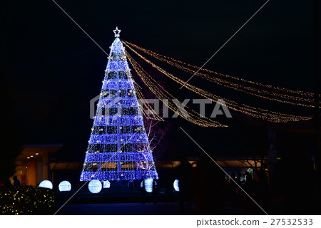 Christmas tree Christmas tree 27532533