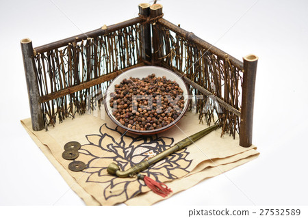 金櫻子 金櫻子 27532589