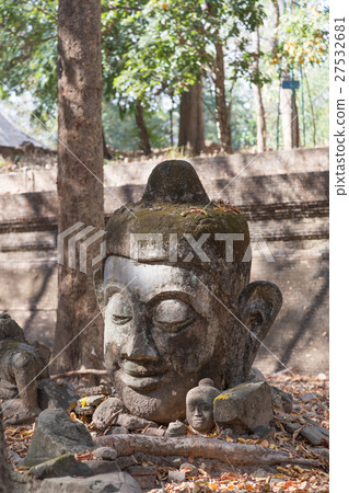 Buddha statue's head at Wat Umong Buddha statue's head at Wat Umong 27532681