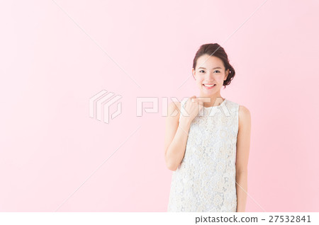 白色的一塊女人 白色的一塊女人 27532841