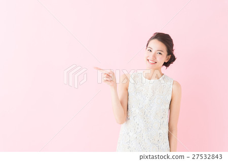 白色的一塊女人 白色的一塊女人 27532843