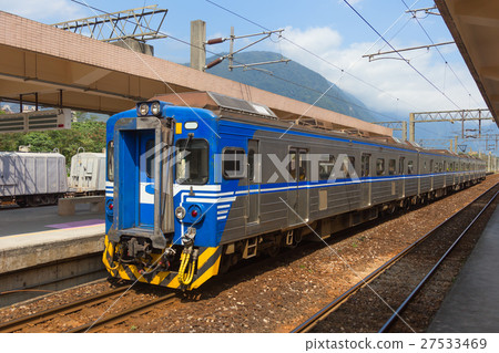 Taiwan train parks at a station 27533469