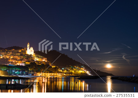 Starry sky and moonlight at glowing Cervo 27535531