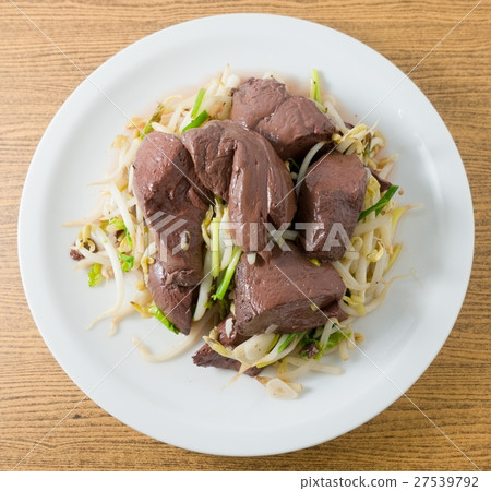 Stir Fried Bean Sprout with Pig Blood Curd Stir Fried Bean Sprout with Pig Blood Curd 27539792