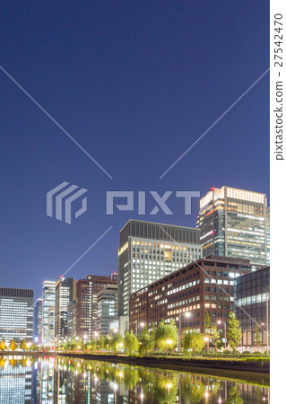 Tokyo _ Marunouchi Building City Night view Tokyo _ Marunouchi Building City Night view 27542470