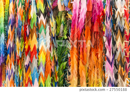 A thousand paper cranes 27550188