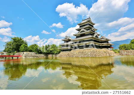 Matsumoto Castle 27551662