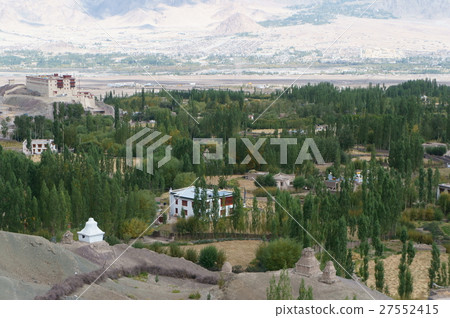 Stokaral in the Ladakh district Stokaral in the Ladakh district 27552415