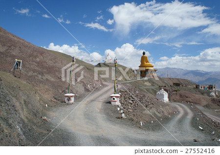 Stoke Great Buddha in Ladakh District Stoke Great Buddha in Ladakh District 27552416