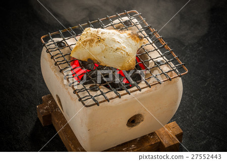 烤雞肉串年糕日本料理日本料理的年糕 27552443