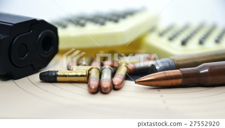 Gun and ammunition 27552920