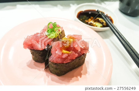 鮪魚壽司 27556249