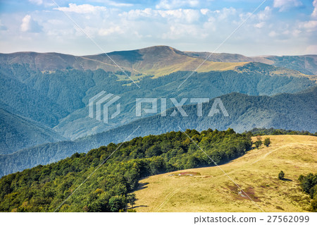 Carpathian Mountain Range in late summer 27562099
