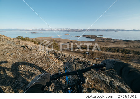 Fatbike. Fat tire bike. 27564301