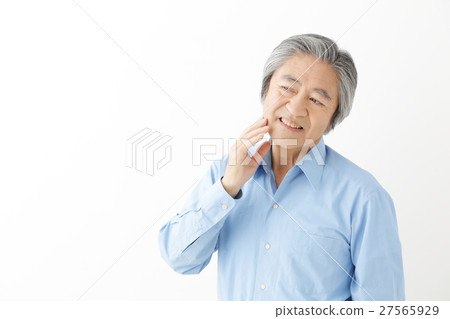 Senior · male Senior · male 27565929