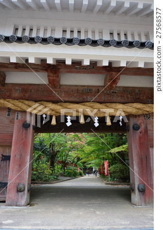 油山寺廟在秋天 27568577