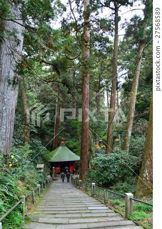 油山寺廟在秋天 27568589