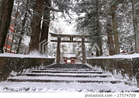 Nikko Toshogu Shrine entrance 27574789
