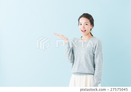 Female 20's (blue background) Female 20's (blue background) 27575045