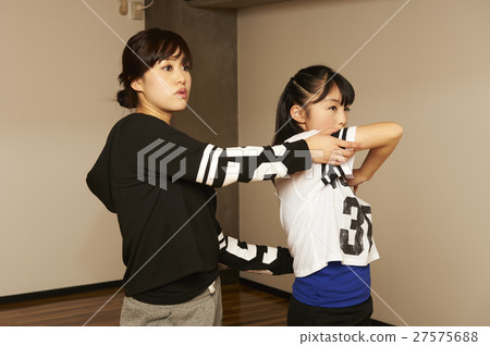 舞蹈學校 27575688