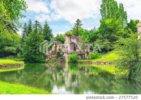 Grotto of Apollo in Petit Trianon-beautiful Garden 27577520