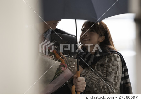 A couple doing a date 27580597