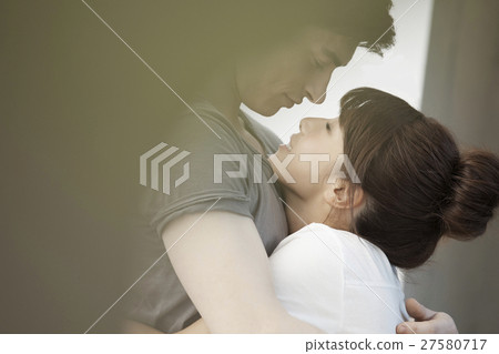 Hat and girl 27580717