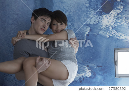 Couples Portrait 27580892