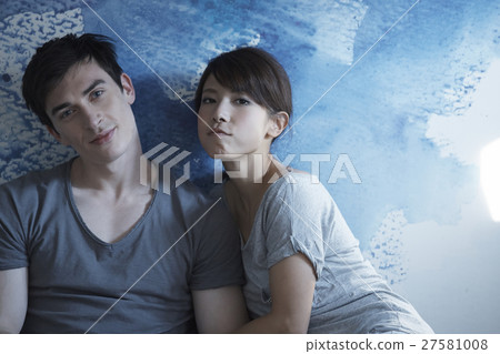 Couples Portrait 27581008