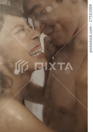 Romantic couple 27581009