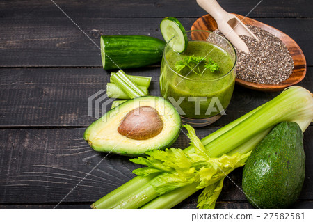 Healthy green juice smoothie Healthy green juice smoothie 27582581
