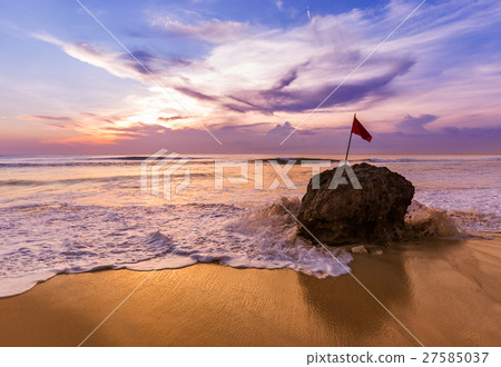 Dreamland Beach in Bali Indonesia Dreamland Beach in Bali Indonesia 27585037