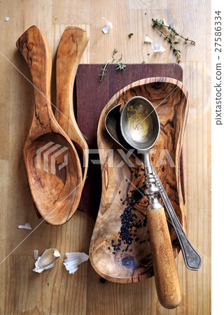 Olive wood cooking utensils Olive wood cooking utensils 27586334