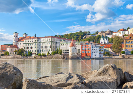 Schaibling Tower on side of Inn river in Passau Schaibling Tower on side of Inn river in Passau 27587584