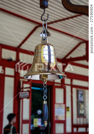 Hua Hin railway station  27590904