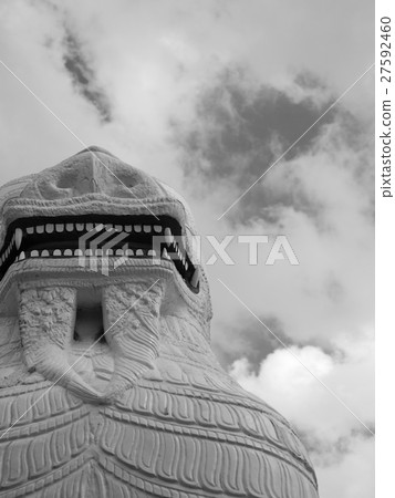 TRADITIONAL STATUE OF LION HEAD 27592460