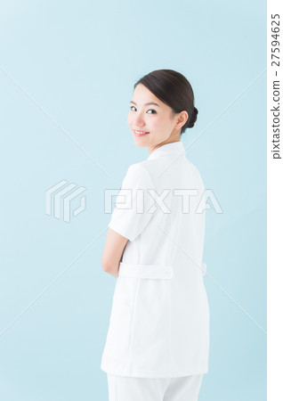 Medical image (women in their twenties) 27594625