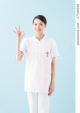 Caregiver's woman (20's) 27594946