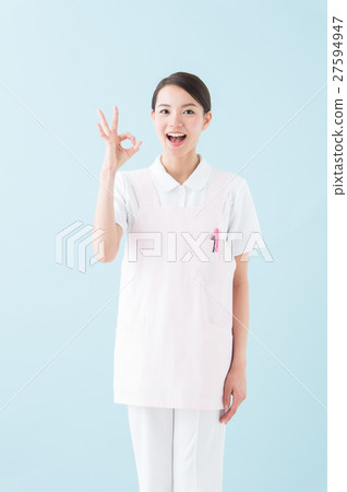 Caregiver's woman (20's) 27594947