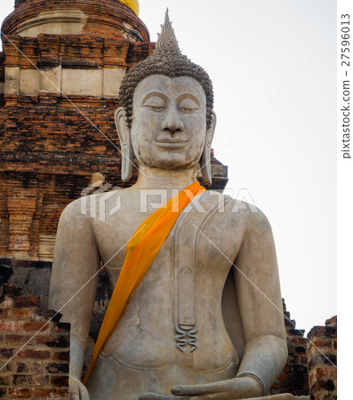 Old Buddha Statue Old Buddha Statue 27596013