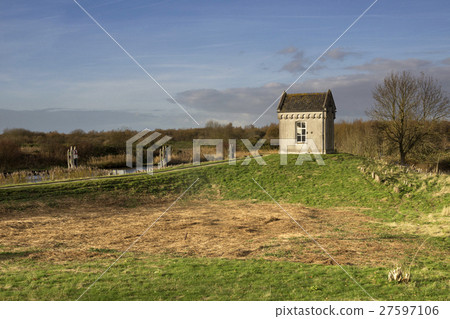 Gauge house Benedensas 27597106