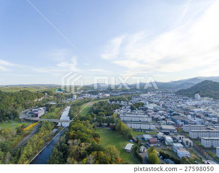 Toyohira River and residential area aerial photograph (Minami Ward, Sapporo City) 27598050