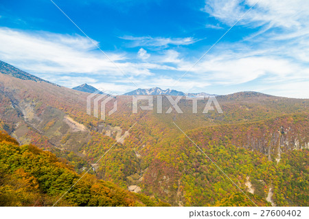 Mt.Nantai surrounded by autumn colours in Autumn 27600402