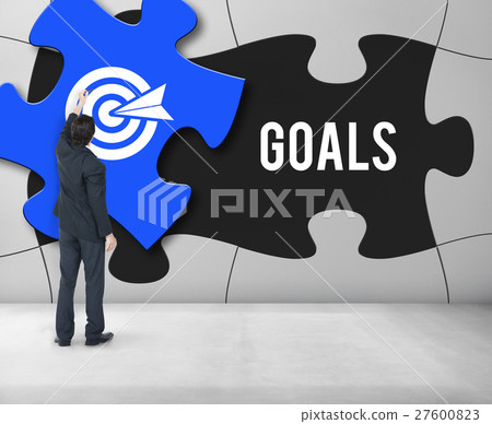 Achievement Success Goals Target Jigsaw Puzzle Concept 27600823